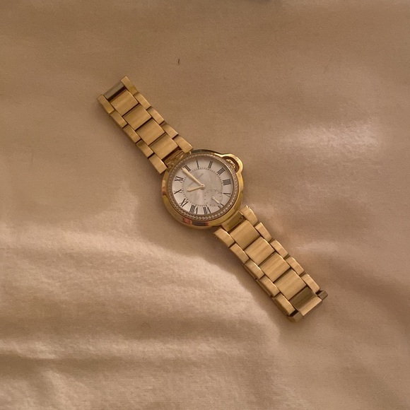 Christian Van Sant gold round watch with crystal halo - Picture 2 of 5